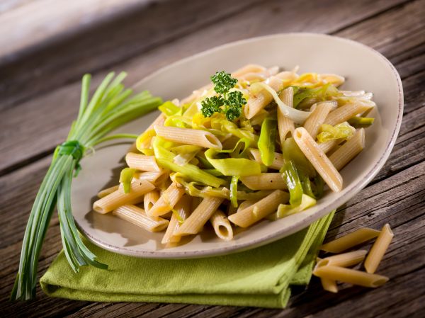 Εύκολες πένες με πράσο | imommy.gr