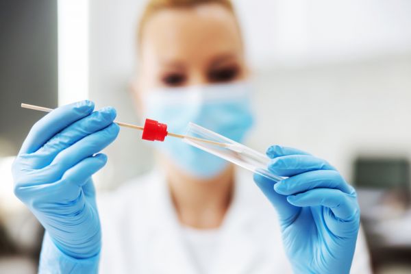 Νέα μέτρα – Τι θα ισχύσει με τα rapid test στους ανεμβολίαστους – Ποιοι θα κάνουν 2 την εβδομάδα | imommy.gr