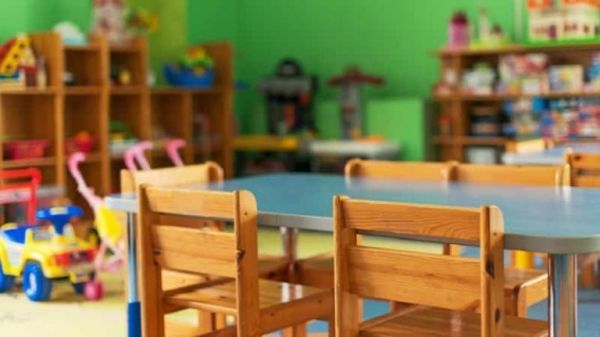 «Ξέχασαν» κοριτσάκι 2 ετών σε σχολικό λεωφορείο! | imommy.gr