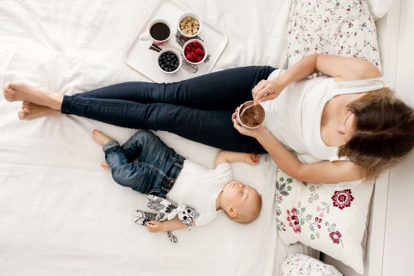 Αυτές οι τροφές φτιάχνουν τη διάθεση μετά τον τοκετό | imommy.gr