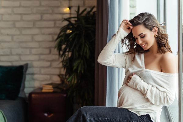 Στυλ και στην εγκυμοσύνη – Πώς να επιλέξετε τα κατάλληλα ρούχα | imommy.gr
