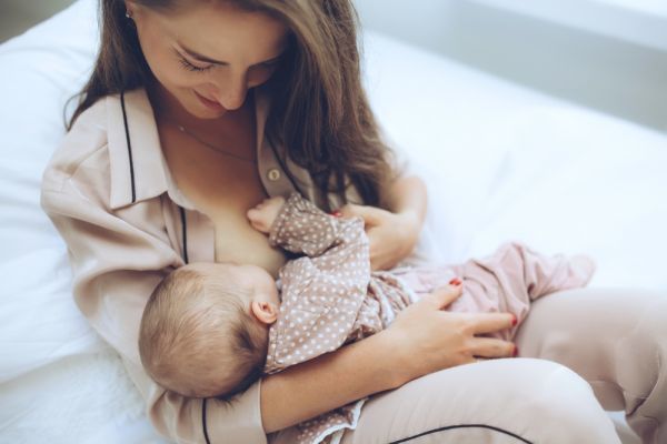 10 εντυπωσιακά facts που (μάλλον) δεν ξέρετε για τον θηλασμό | imommy.gr