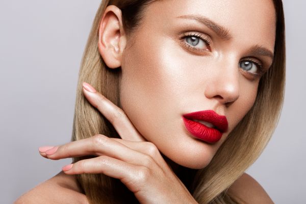 Νύχια – Αυτές είναι οι συνήθειες που τα καταστρέφουν | imommy.gr