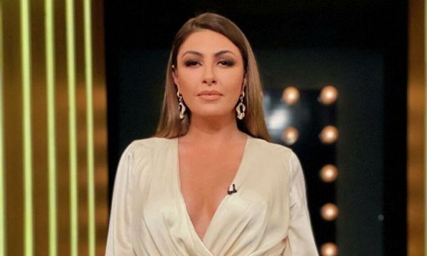 Έλενα Παπαρίζου – Έγκυος σε δίδυμα; Η ατάκα-αποκάλυψη | imommy.gr