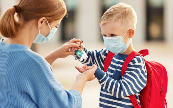 Οι κανόνες υγιεινής που θα προστατεύσουν τα παιδιά από τις λοιμώξεις | imommy.gr