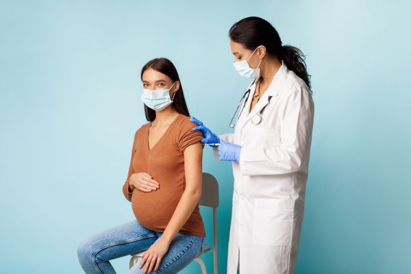 Αντισώματα κατά κορωνοϊού – Περνούν από την εμβολιασμένη μαμά στο μωρό; | imommy.gr