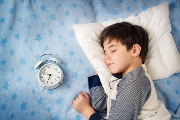 7 τρόποι να προετοιμάσετε το παιδί σας για την αλλαγή της ώρας | imommy.gr