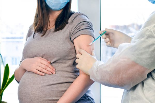 Covid-19: Μείωση κατά 15% της θνησιγένειας στην εμβολιασμένη έγκυο – Νέα μελέτη | imommy.gr