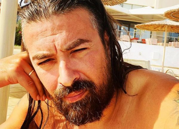 Γιάννης Αϊβάζης – Νίκησε τον κορωνοϊό και επιστρέφει σπίτι του | imommy.gr