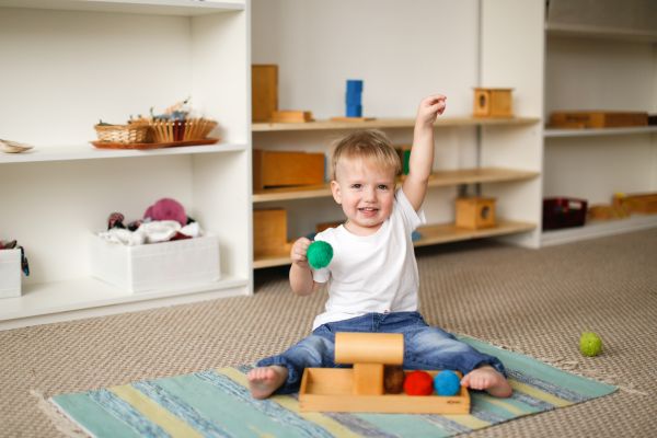 5 λόγοι που το παιδί δεν παίζει με τα παιχνίδια του | imommy.gr