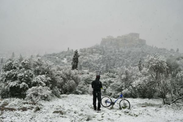 Η χιονισμένη Ακρόπολη – Δείτε την πιο viral φωτογραφία | imommy.gr