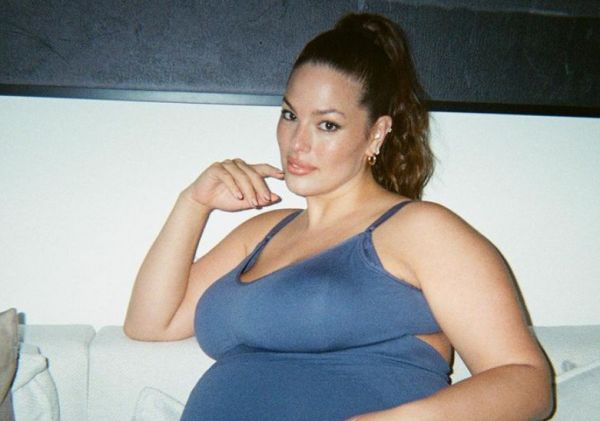 Η Άσλεϊ Γκράχαμ γέννησε και το ανακοίνωσε μέσω Instagram | imommy.gr