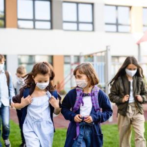 Άνοιγμα σχολείων – Οι εισηγήσεις, τα νέα μέτρα και οι φόβοι των επιστημόνων