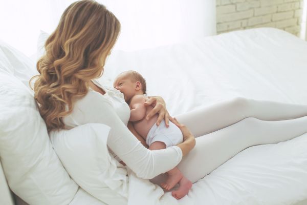 Θηλασμός – Πειράζει αν το μωρό αποκοιμιέται; | imommy.gr