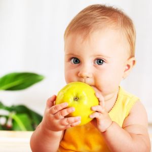 Φρούτα – Ποια δεν πρέπει να δίνουμε στα μωρά;
