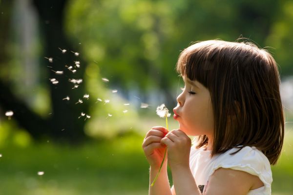 Πώς επηρεάζει η φύση την ανάπτυξη των παιδιών; | imommy.gr