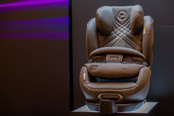 Η CYBEX θέτει νέα πρότυπα στην παιδική ασφάλεια | imommy.gr