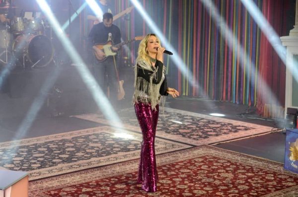 Σπίτι με το MEGA: Η Άννα Βίσση έρχεται σε μια ξέφρενη βραδιά στο κλίμα του καρναβαλιού | imommy.gr