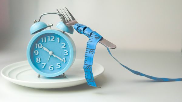 Τρώτε γρήγορα; Τρεις λόγοι να «κατεβάσετε ταχύτητα» | imommy.gr