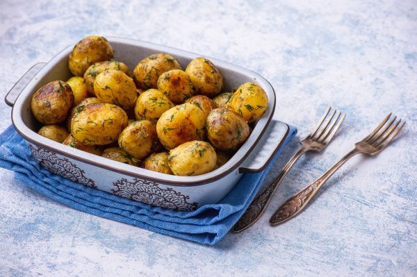 Για συνοδευτικό: Τραγανές πατάτες στο φούρνο | imommy.gr