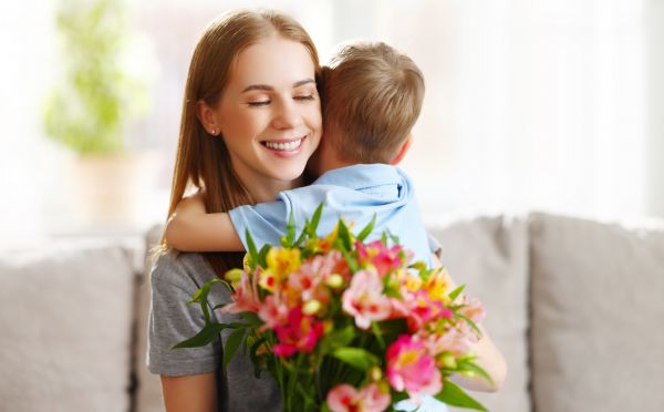 Γιορτή της Μητέρας: Χρόνια πολλά σε κάθε μαμά! | imommy.gr