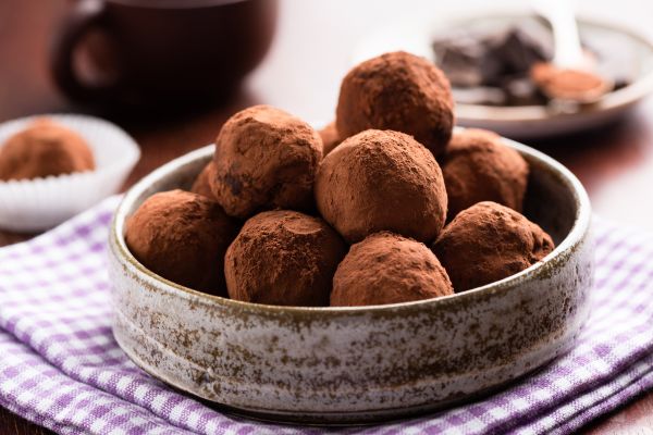 Τρουφάκια σοκολάτας με 3 υλικά | imommy.gr