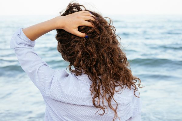 Φτιάχνουμε σπρέι αλατόνερου για beach waves | imommy.gr