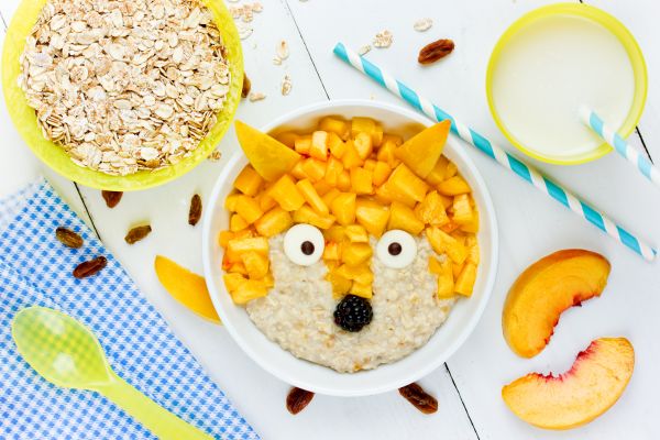Baby oatmeal: Μπορεί να φάει πλιγούρι βρώμης το παιδί; | imommy.gr