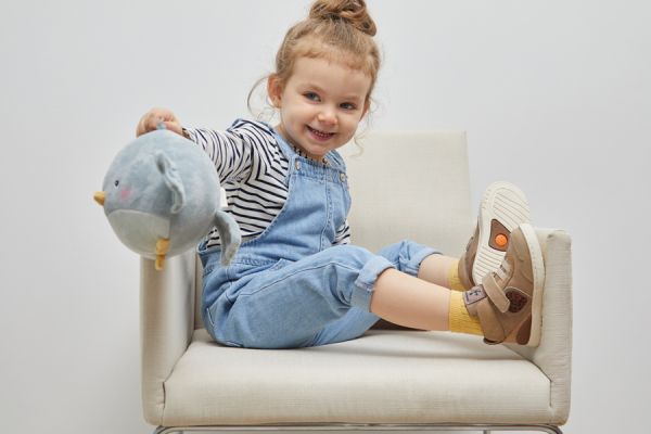 Ασφαλή και σταθερά παπούτσια για τα πρώτα του βήματα | imommy.gr