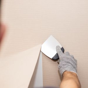 Ανανέωση στο παιδικό υπνοδωμάτιο: Αφαιρούμε εύκολα την ταπετσαρία