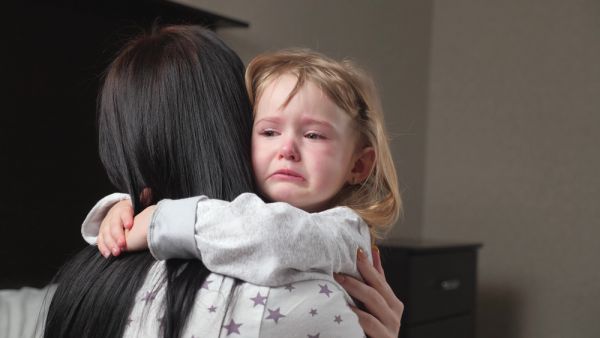 Παιδική έκρηξη θυμού: Πού οφείλεται και πώς αντιμετωπίζεται; | imommy.gr