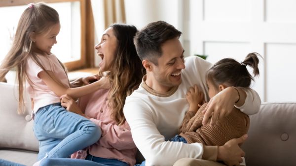 Ευτυχισμένες οικογενειακές στιγμές: Γιατί αξίζει να τις δημιουργήσετε | imommy.gr