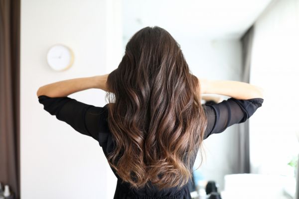 Μαλλιά: Τα μυστικά για να μακρύνουν πιο γρήγορα | imommy.gr