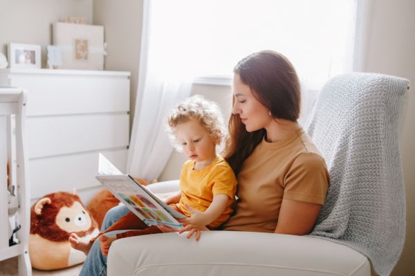 Μωρό: Ένα βιβλίο την ημέρα… ενισχύει τη γλωσσική του ανάπτυξη | imommy.gr
