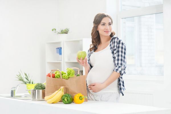 Διατροφή και εγκυμοσύνη: Δίνοντας απαντήσεις στα πιο κοινά ερωτήματα | imommy.gr
