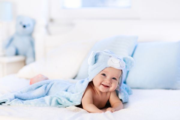 Video: Αξιολάτρευτο μωράκι χαρίζει πρωινά χαμόγελα | imommy.gr