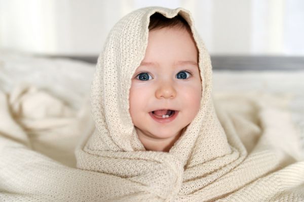 Μωρό: 6 μύθοι σχετικά με τα πρώτα του δοντάκια | imommy.gr