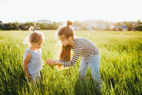 Πώς να ενσταλάξετε την αγάπη για τη φύση στα παιδιά | imommy.gr