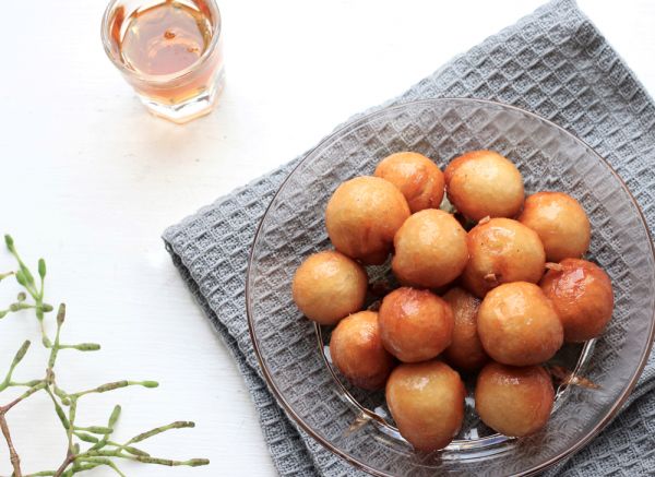 Λουκουμάδες με χυμό πορτοκαλιού | imommy.gr