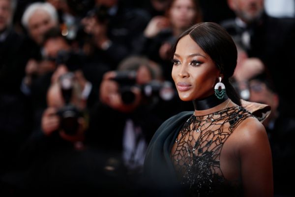 Naomi Campbell: Ποιος διάσημος θα βαφτίσει το παιδί της; | imommy.gr