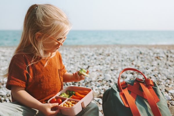 Παιδί: Πώς θα τρώει πιο υγιεινά αυτό το καλοκαίρι | imommy.gr