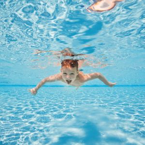 Παιδί: Γιατί είναι τόσο σημαντικό να μάθει κολύμβηση;
