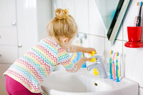 Υγιεινές συνήθειες: Πώς θα βοηθήσουμε τα παιδιά να τις υιοθετήσουν; | imommy.gr