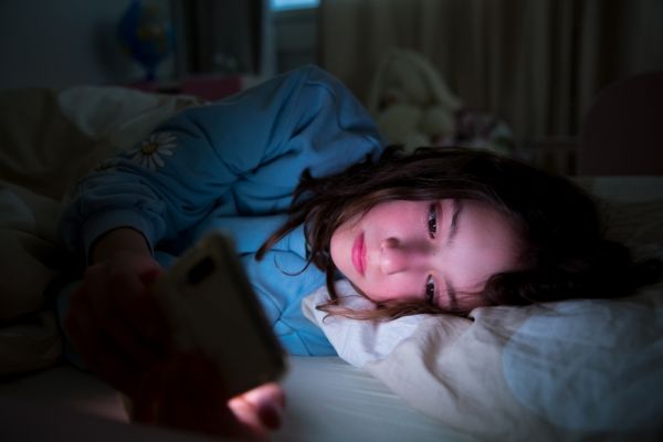Γιατί οι έφηβοι κοιμούνται τόσο αργά; | imommy.gr