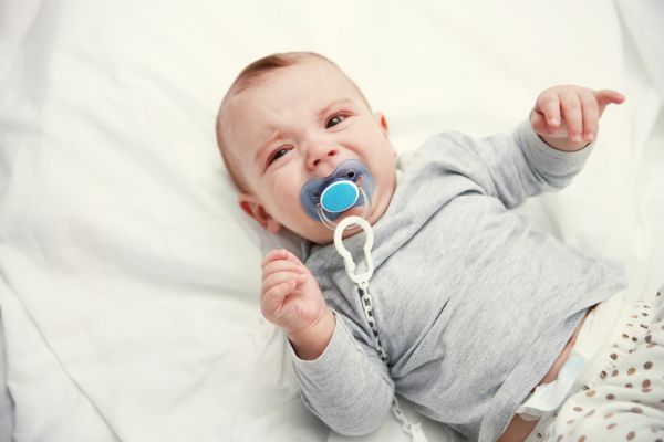 Μωρό: Οι πιο κοινές αιτίες που το κάνουν να κλαίει | imommy.gr