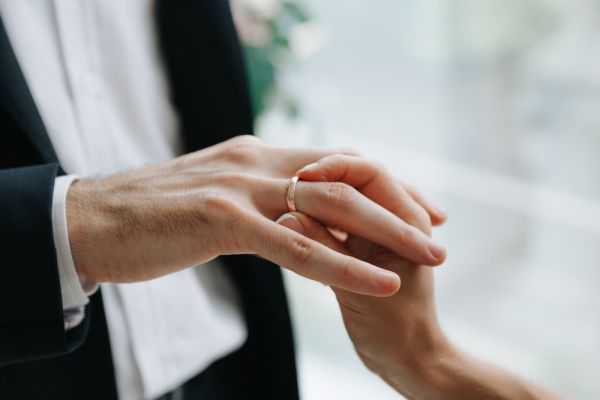 Βίντεο: Δείτε τι κάνει αυτός ο παίκτης NBA για να μη χάσει τη βέρα του | imommy.gr