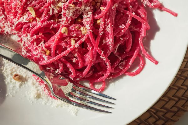 Ροζ μακαρονάδα με παντζάρι | imommy.gr