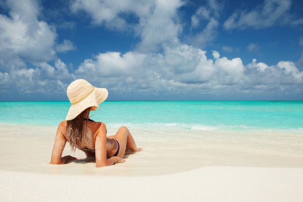 Μαύρισμα: Τα μυστικά για να το αποκτήσουμε άμεσα | imommy.gr