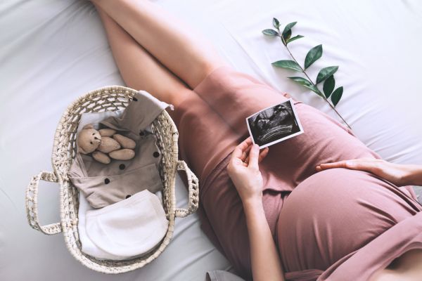 Εγκυμοσύνη: 4 διακριτικά σημάδια ότι έρχεται… η μεγάλη ώρα | imommy.gr