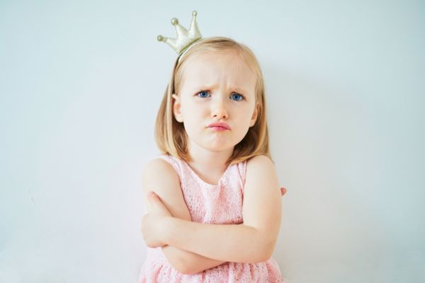 «Μαμά, άσε με»! Μα γιατί το παιδί δεν θέλει να το αγγίζω; | imommy.gr